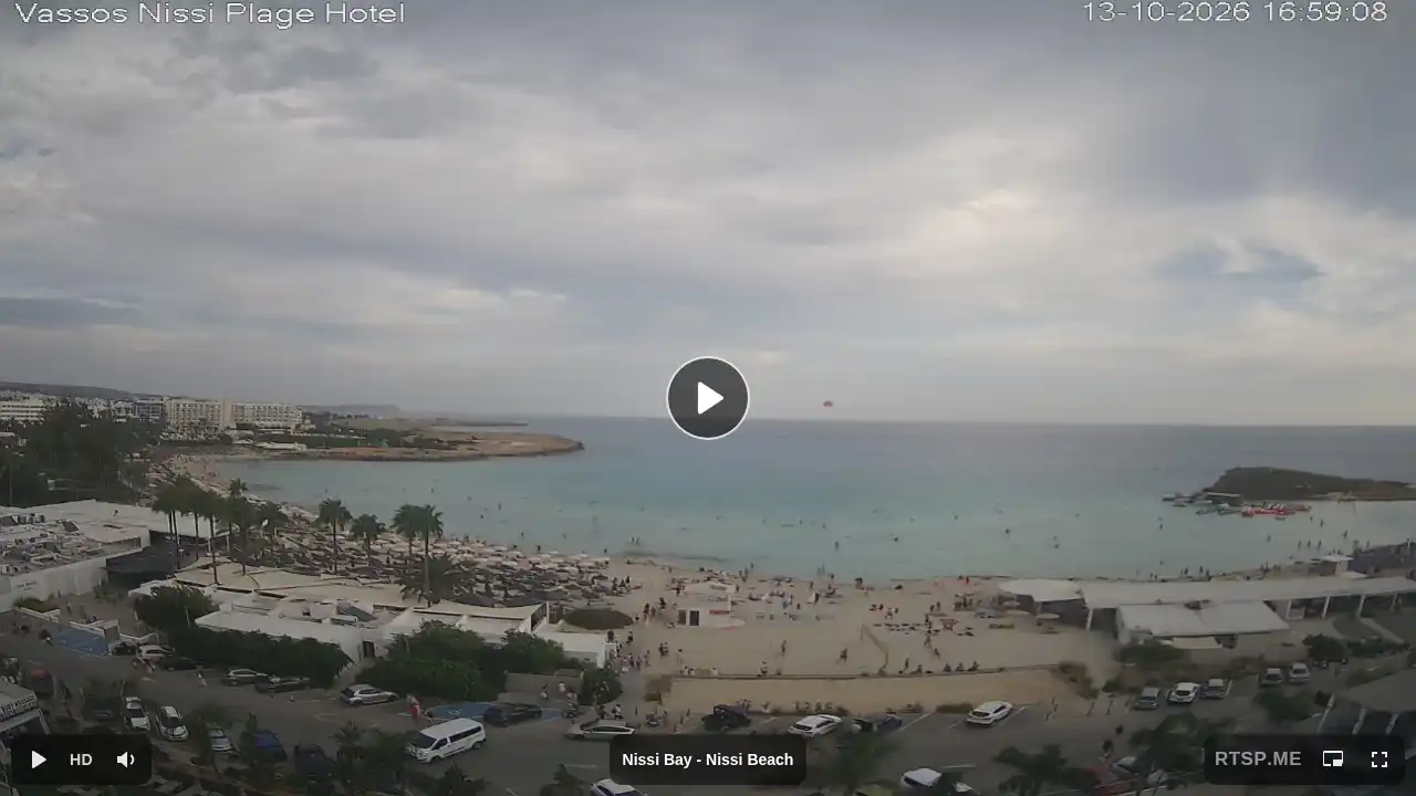 Webcam snapshot from :city — October 13, 2026 14:00