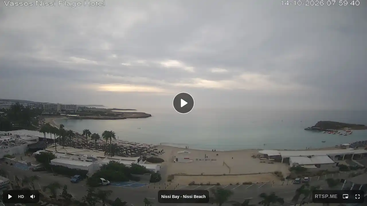 Webcam snapshot from :city — October 14, 2026 05:00