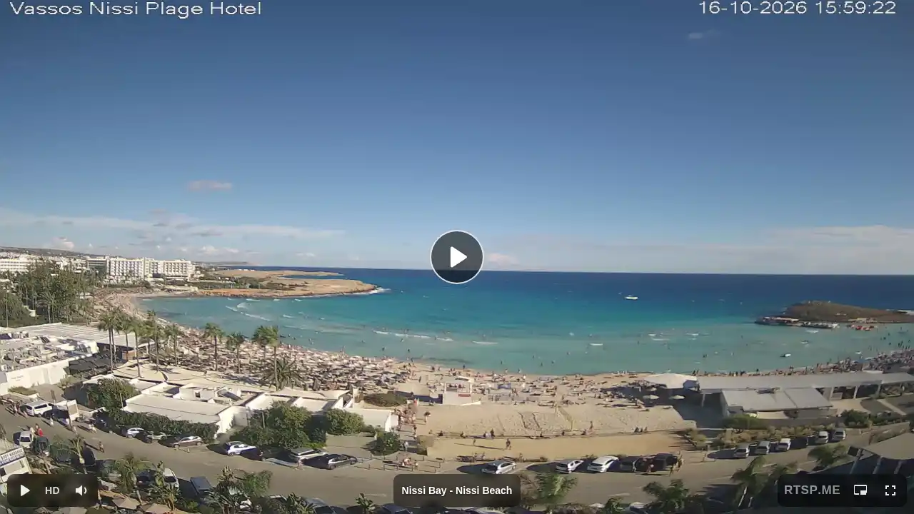 Webcam snapshot from :city — October 16, 2026 13:00