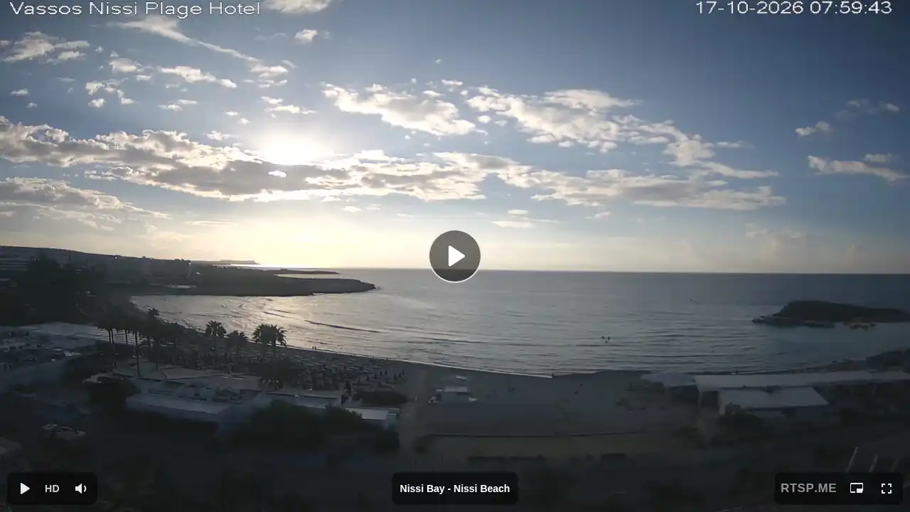 Webcam snapshot from :city — October 17, 2026 05:00