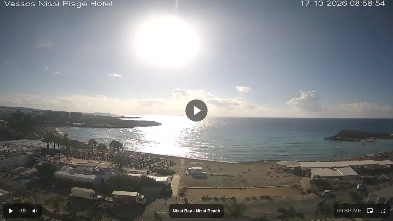 Webcam snapshot from :city — October 17, 2026 06:00