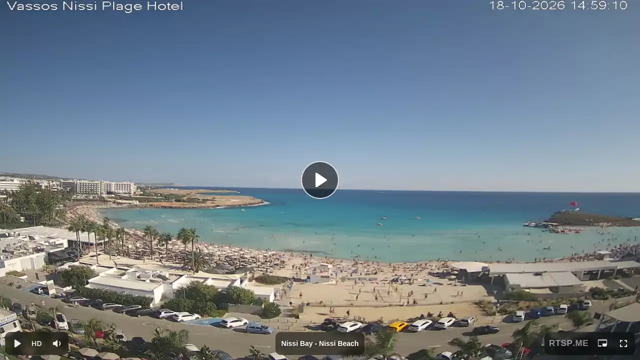 Webcam snapshot from :city — October 18, 2026 12:00