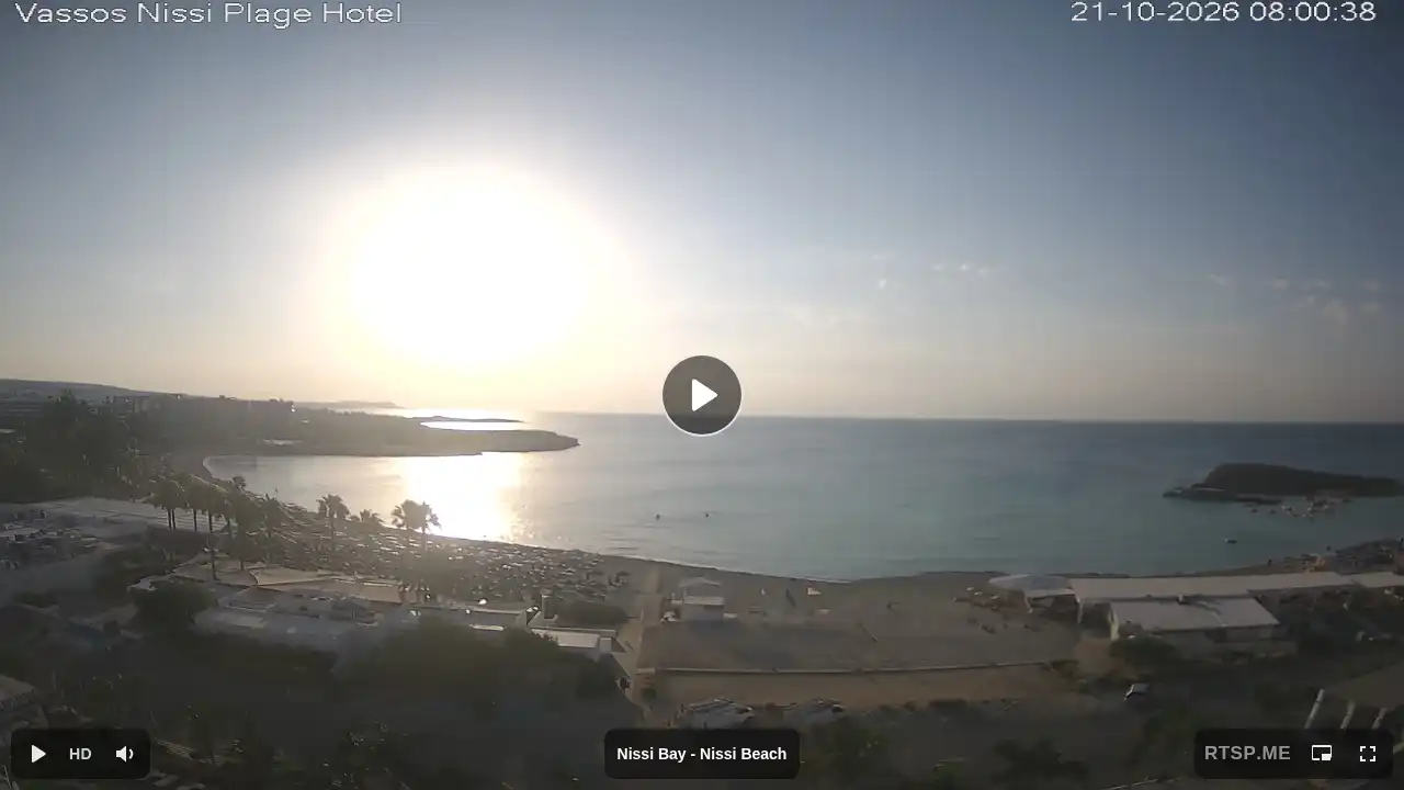 Webcam snapshot from :city — October 21, 2026 05:00